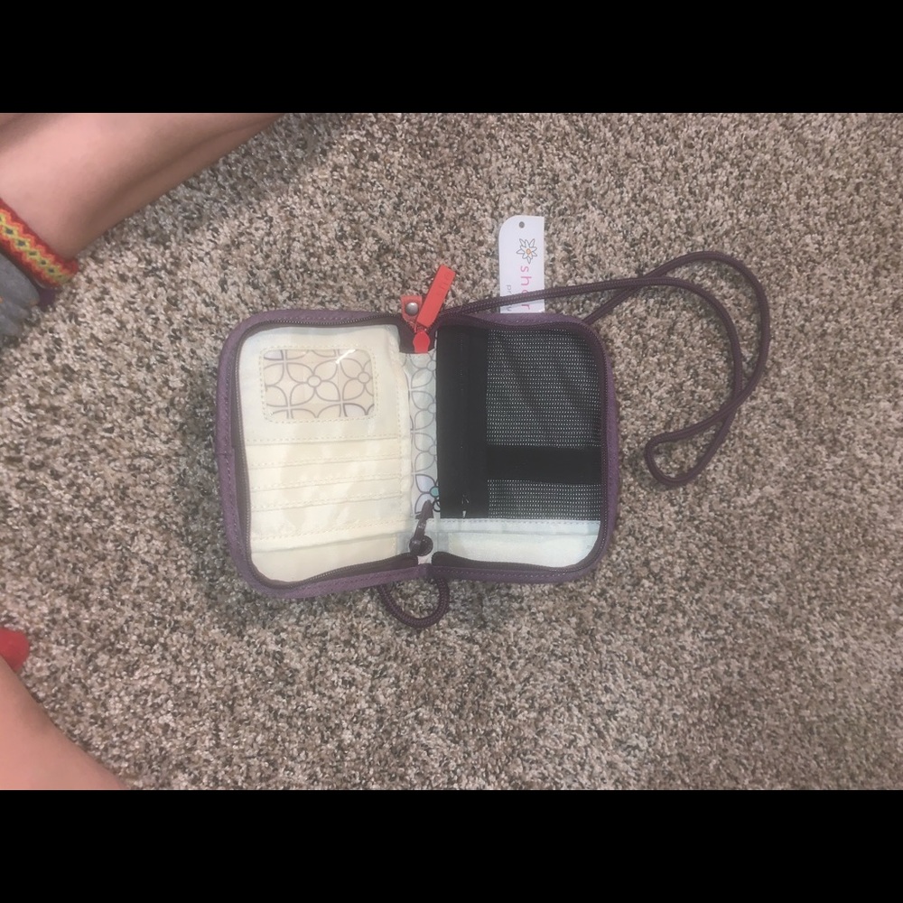 Cross body Sherpani small wallet
